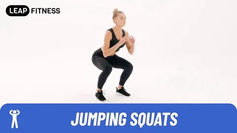 Une femme réalisant des squats sautés