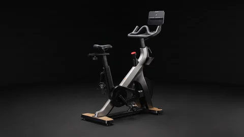 Domyos Training Bike 900 sur fond noir