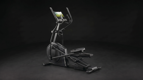 AirGlide 16 NordicTrack sur fond noir