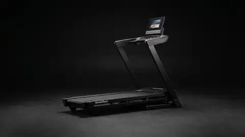 NordicTrack T Series 10 sur fond noir